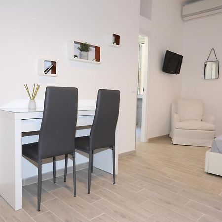 Unique Luxury Apartment And Rooms Rom Exterior foto