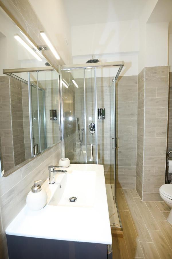 Unique Luxury Apartment And Rooms Rom Exterior foto